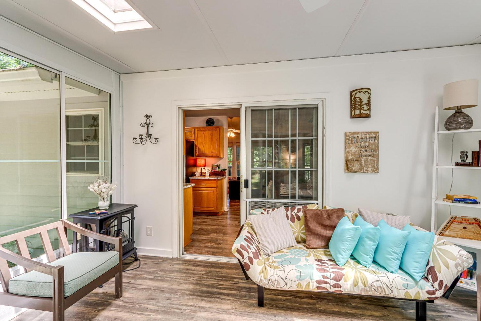 Pet-Friendly Home With Hot Tub In Blue Ridge! 외부 사진