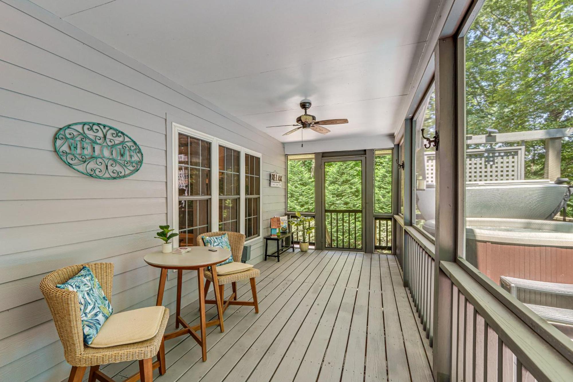 Pet-Friendly Home With Hot Tub In Blue Ridge! 외부 사진