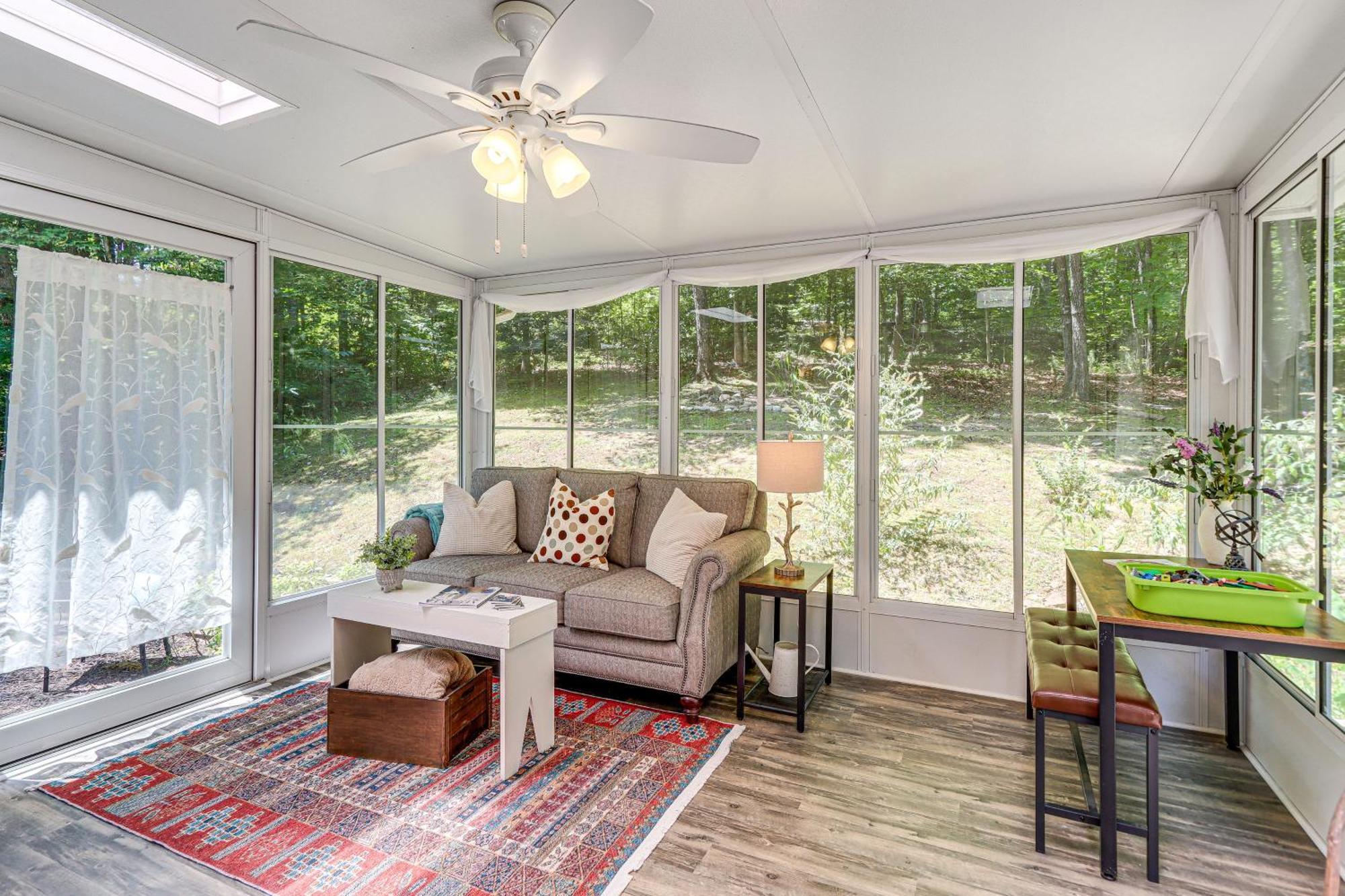 Pet-Friendly Home With Hot Tub In Blue Ridge! 외부 사진