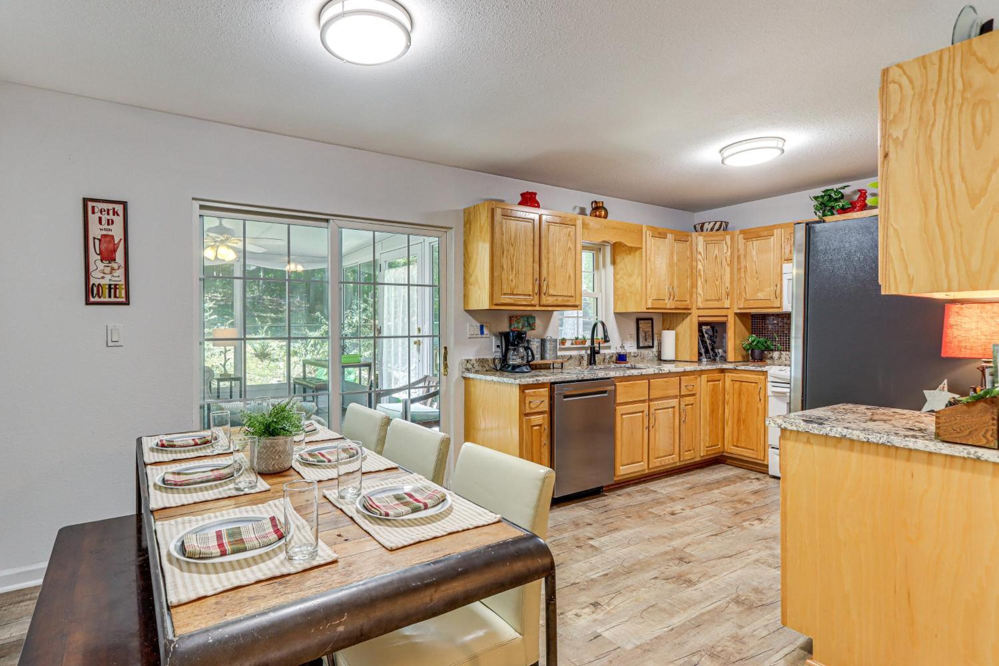 Pet-Friendly Home With Hot Tub In Blue Ridge! 외부 사진